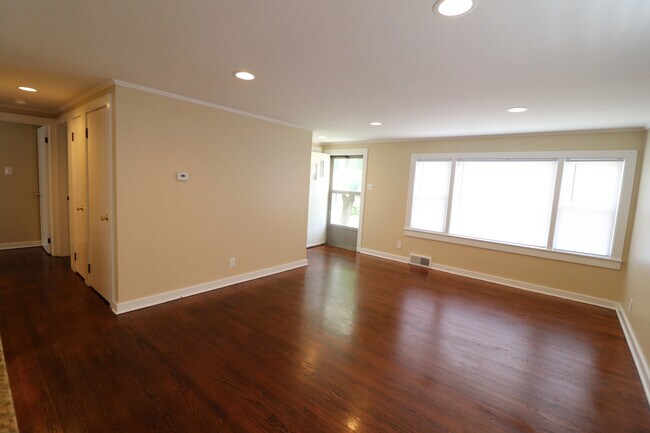 Foto del edificio - 372 Berkley St