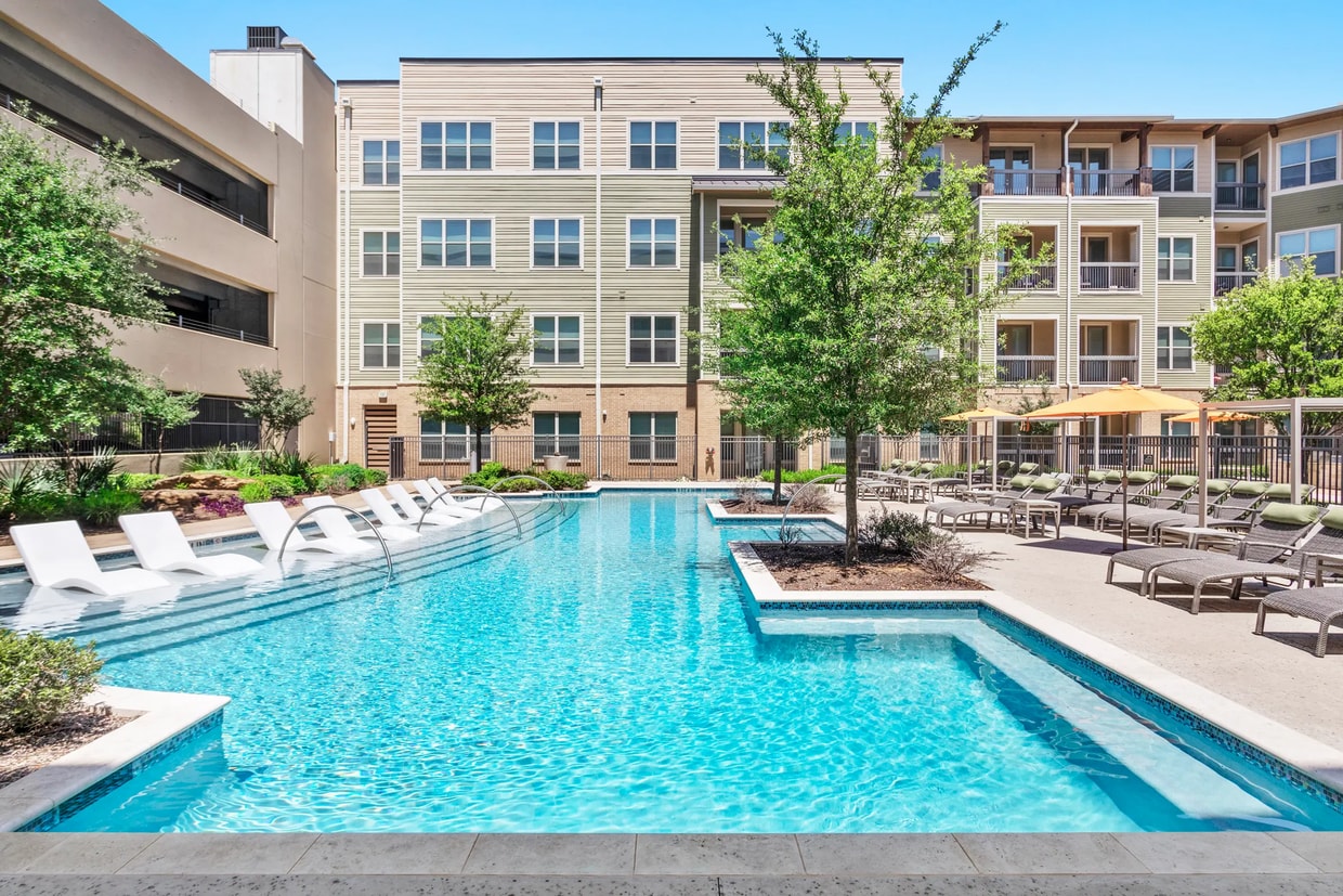 image - The Roosevelt Arlington Commons