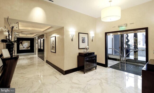 Foto del edificio - 1111 19th St N