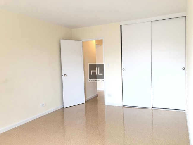 Building Photo - ONE BEDROOM APARTMENT FOR RENT IN CORONA