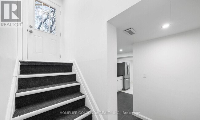Photo du bâtiment - 122 Longford Dr