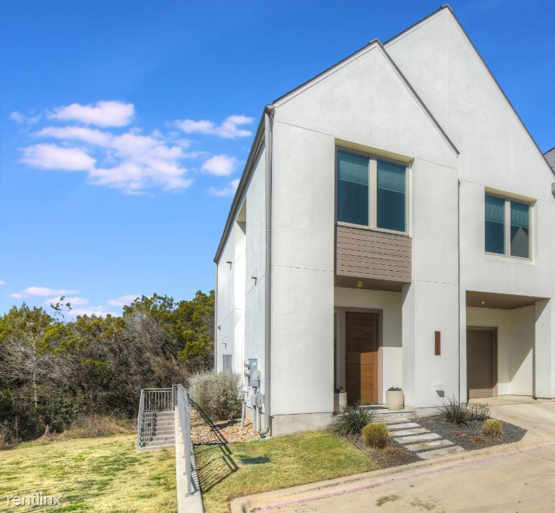 Primary Photo - 3 br, 2.5 bath Condo - 2606 Sutherland St