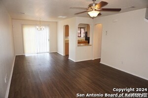 Foto del edificio - 8518 Morning Grove