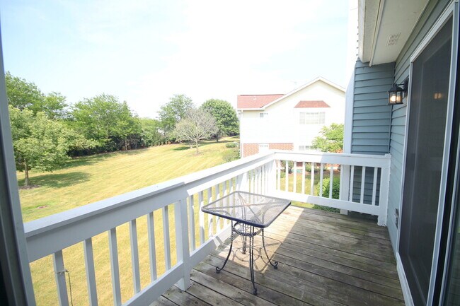 Foto del edificio - 1580 Thornfield Ln