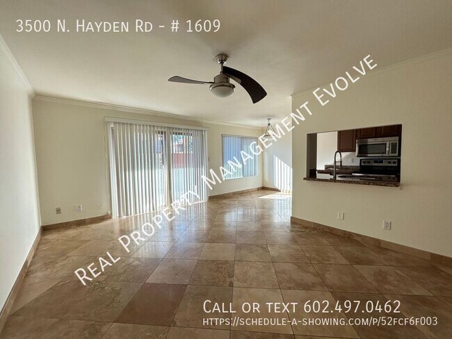 Foto del edificio - COME TOUR TODAY!