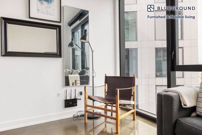 Foto del edificio - 1461 S Blue Island Ave