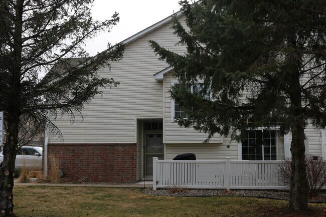 Foto del edificio - 2696 Mallard Dr