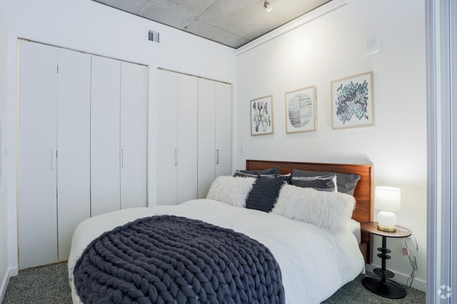 Interior Photo - Heartline