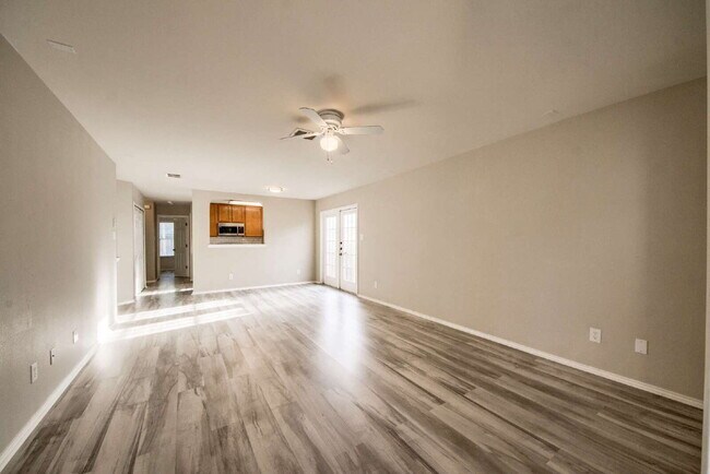 Foto del edificio - Charming 3-bedroom, 2-bathroom home in Wildhorse!