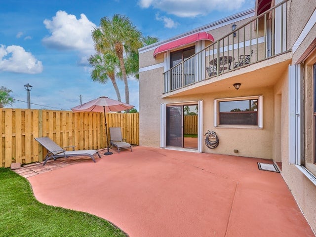 Photo - 4065 Village Dr Townhome