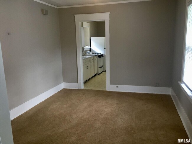 Foto del edificio - 2305 W Monroe St