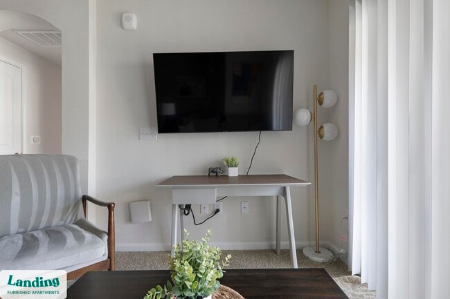 Building Photo - 1601 S Heatherwilde Blvd