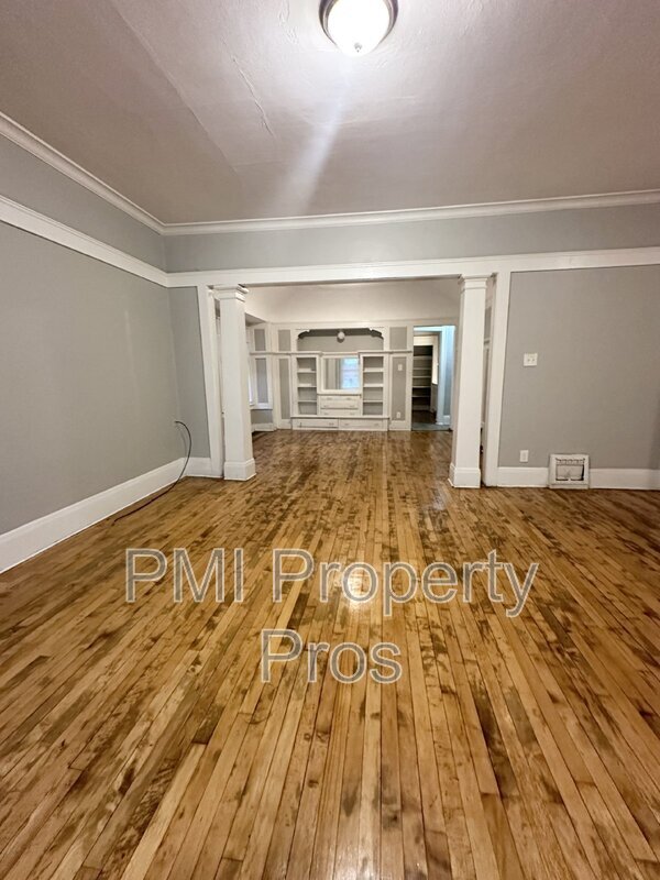 Foto del edificio - 2525 N 45th St