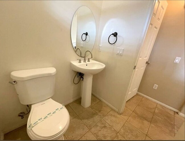 Building Photo - 8675 Falmouth Ave