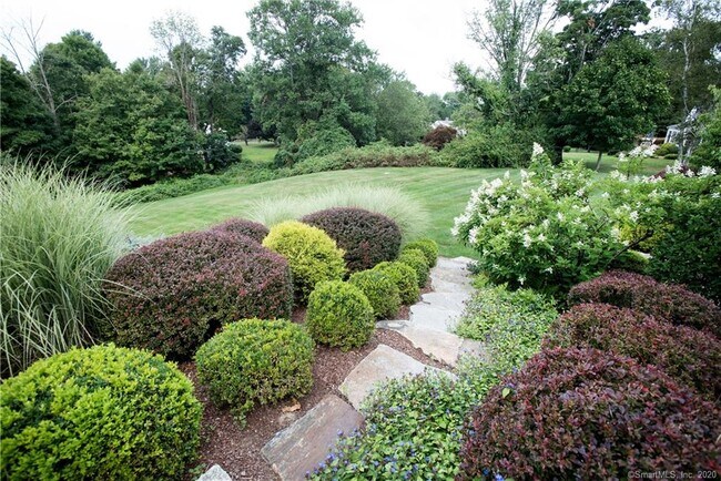 Foto del edificio - 70 Powder Horn Dr