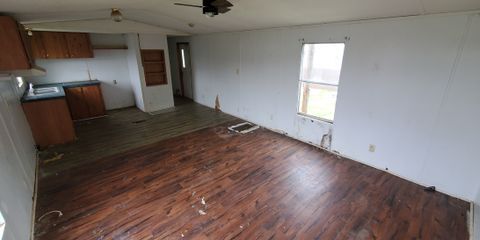 Foto del edificio - 8364 Cedar St