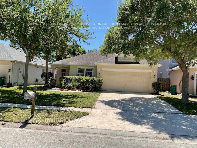 Foto del edificio - 3817 Mt Carmel Ln