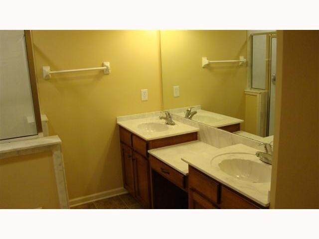 Building Photo - 55 Mulberry Cv