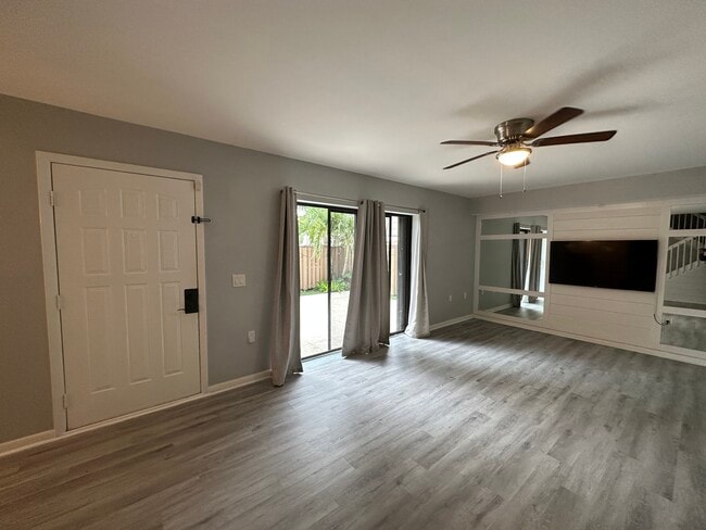 Building Photo - 6818 68th Way