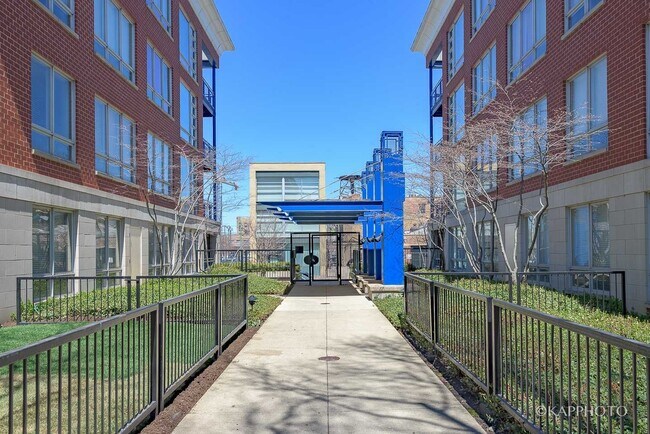 Foto del edificio - 1141 W Washington Blvd