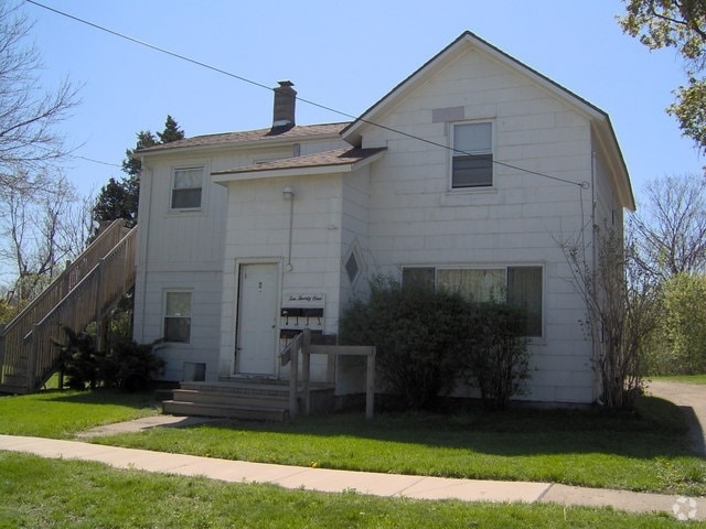 Building Photo - 1021 W Second St