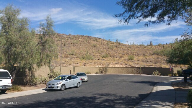 Foto del edificio - 3735 Desert Creek Ln