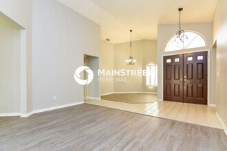 Building Photo - 812 Crestridge Dr