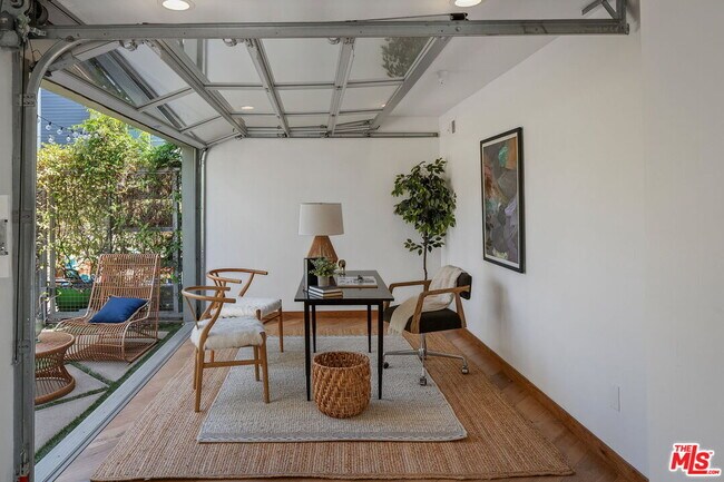 Foto del edificio - 512 Brooks Ave