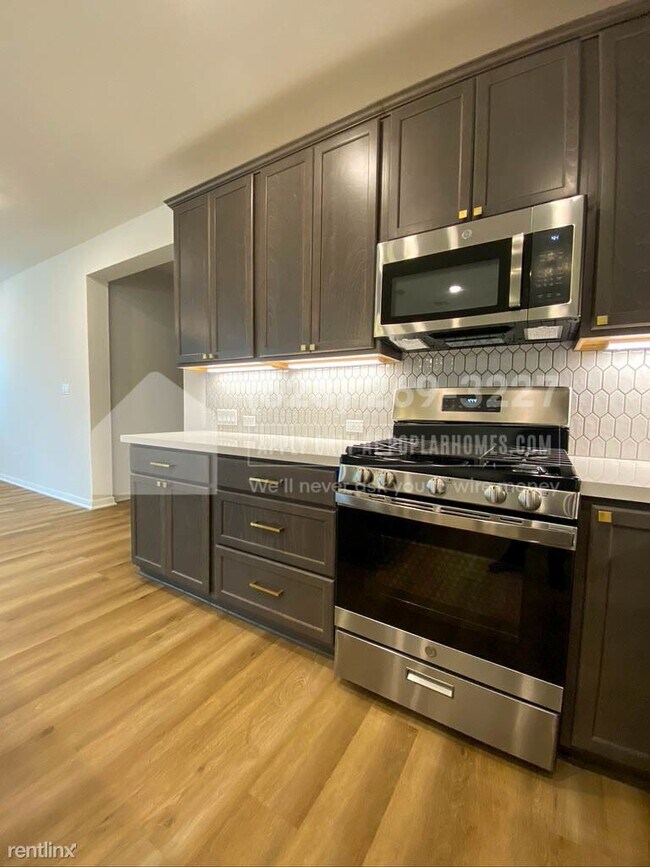 Building Photo - 4 br, 2 bath House - 533 Schooner Trl -