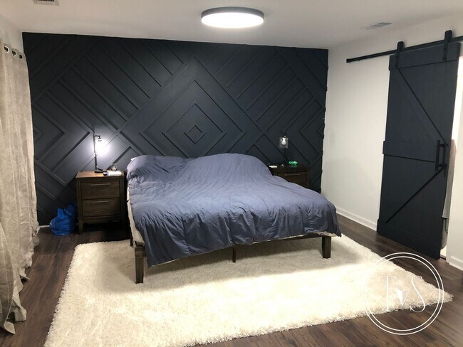 Foto del edificio - BEAUTIFUL FULLY RENOVATED HOME YOU WON'T WANT TO MISS!