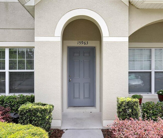 Building Photo - 15963 Fishhawk View Dr