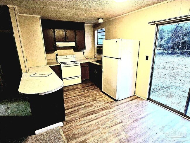 Foto del edificio - 671 E Olive Rd