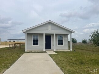Building Photo - 1657 Rd 5723