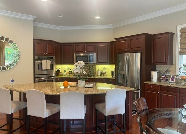 Foto del edificio - 12808 Briarcrest Pl