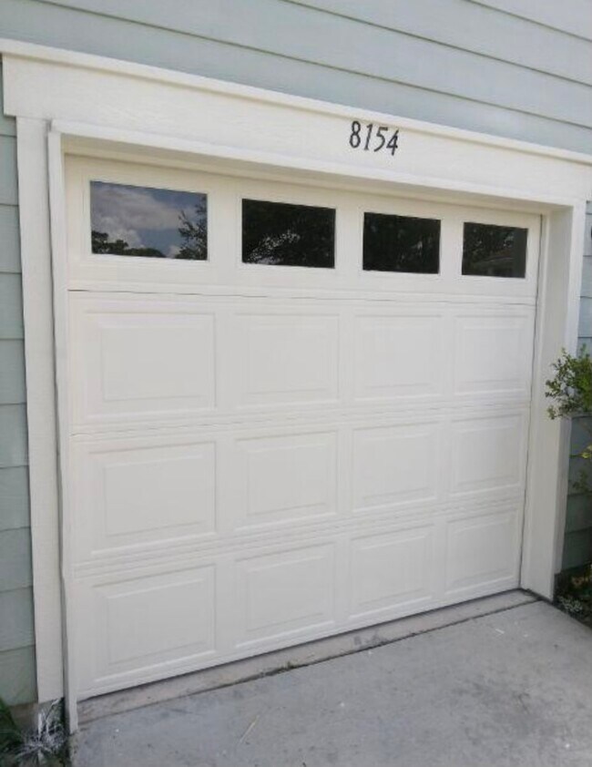 Foto del edificio - 8154 Arrington Forest Ln