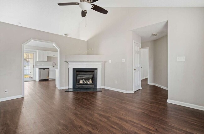 Foto del edificio - One-Story 3-Bedroom Home in Heart of Knightdale