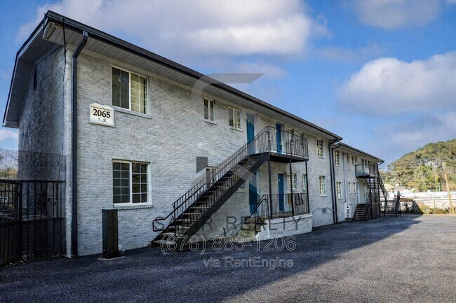 Foto del edificio - 2065 Alison Ct SW