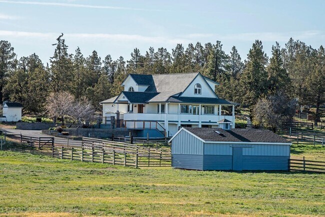 Foto del edificio - Country Living with Awesome Mtn Views
