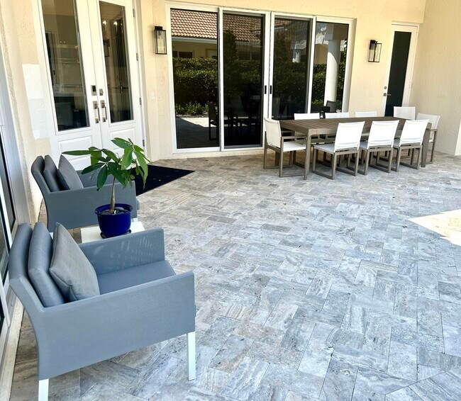 Foto del edificio - 2921 Twin Oaks Way