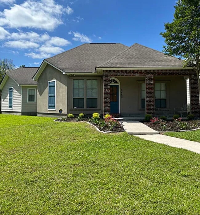 Building Photo - 8658 E Cypress Point Ct