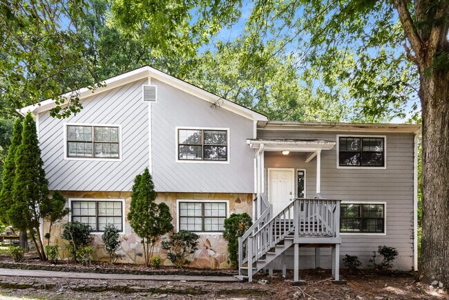 Building Photo - 1620 Olde Spring Trail