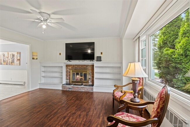 Building Photo - 11 Glenwood Rd