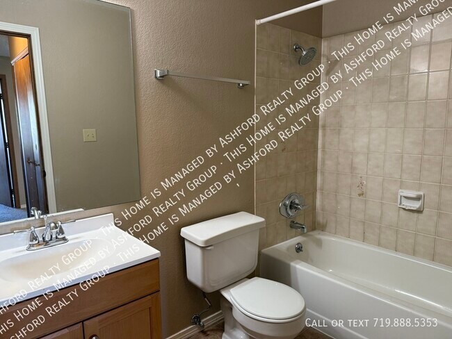 Foto del edificio - 1238 Firefly Cir