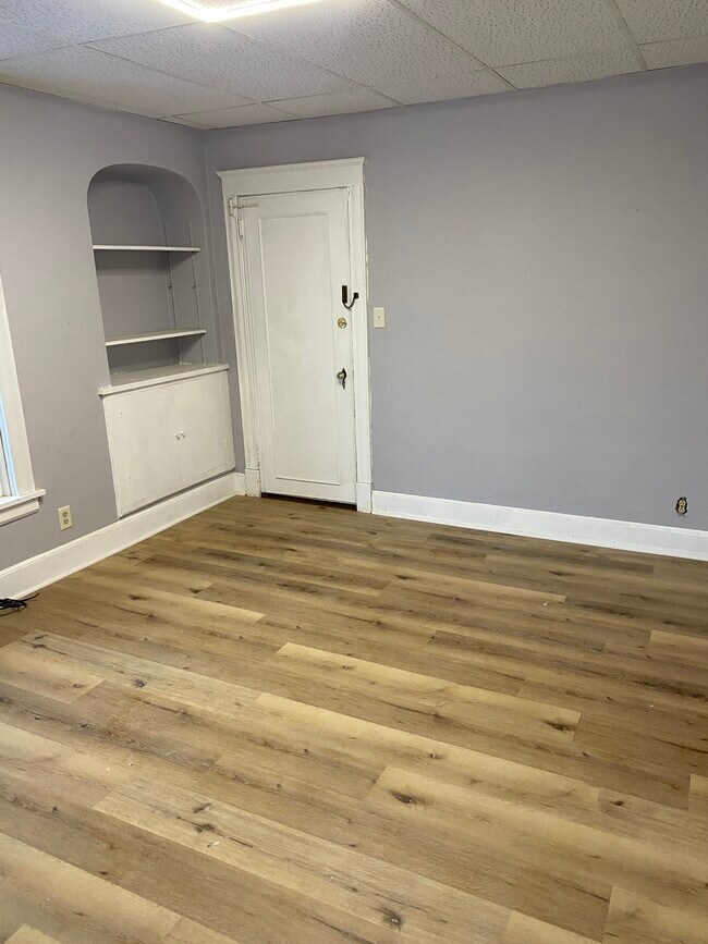 Foto del edificio - 1227 E 3rd St