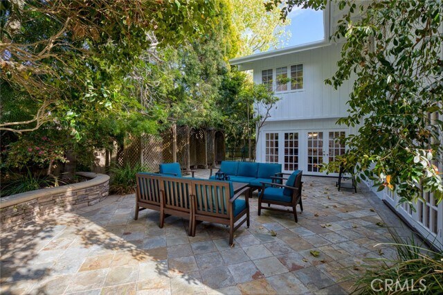 Foto del edificio - 16842 Harkness Cir