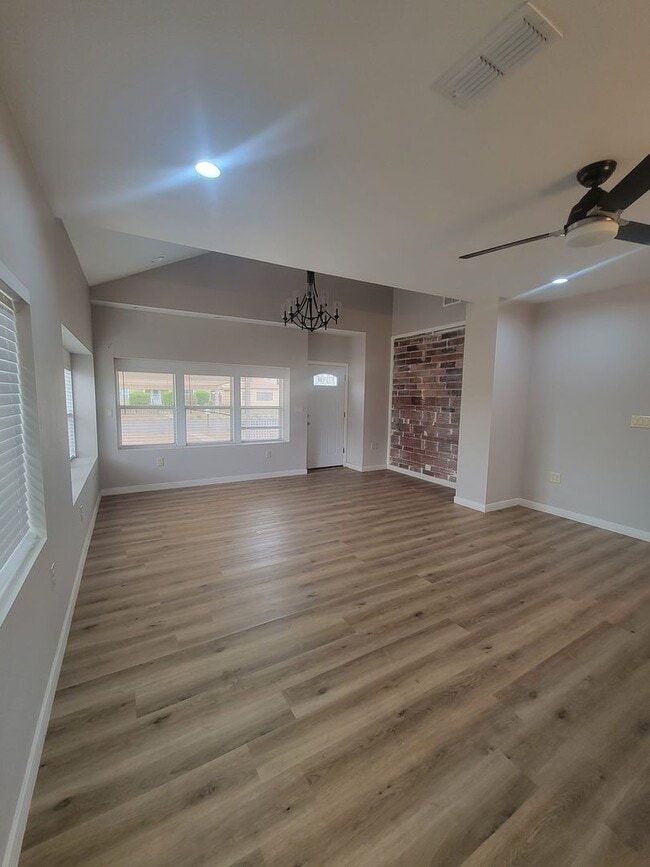 Building Photo - 809 Connolly Clovis NM