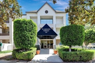 Building Photo - 300 N El Molino Ave