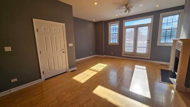 Foto del edificio - 511 N Hartland Ct