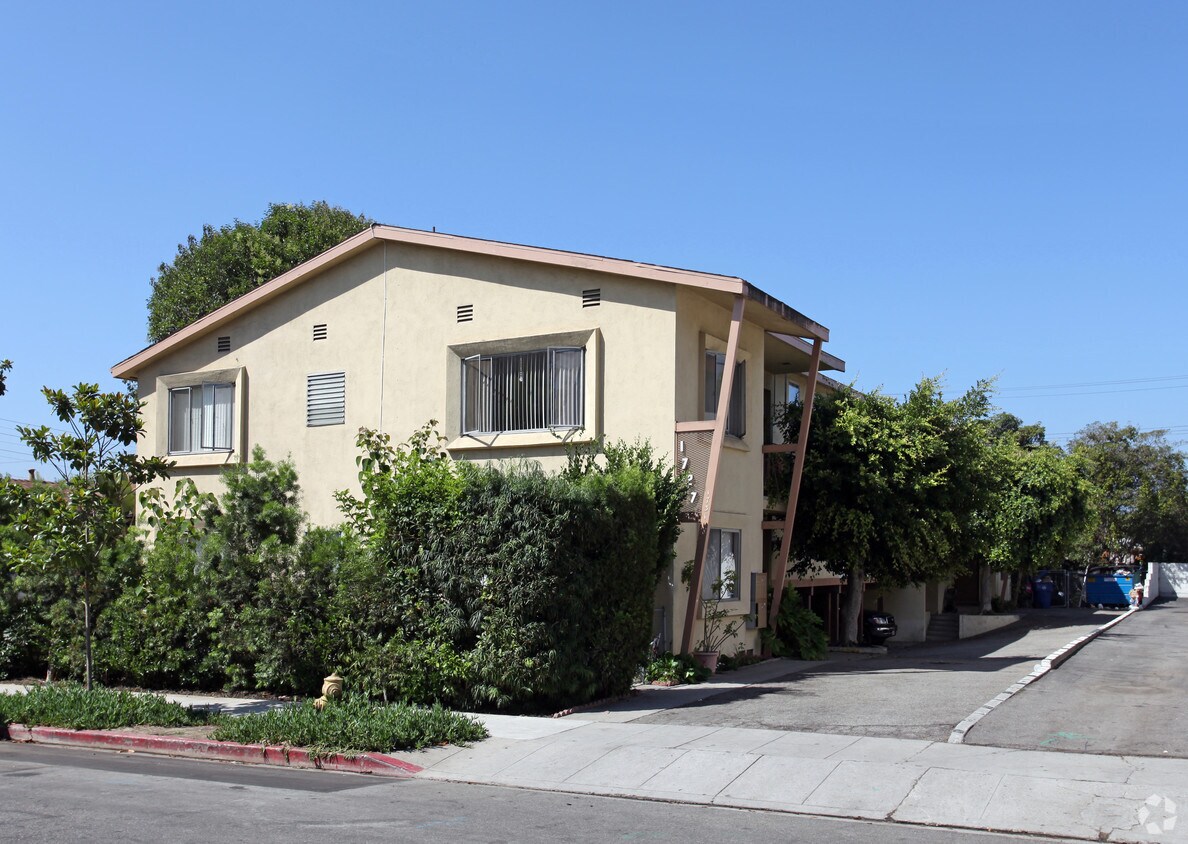Primary Photo - 1727-1731 S Westgate Ave