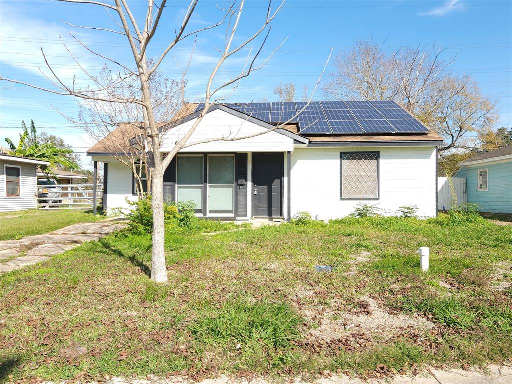 Primary Photo - 409 Alastair Ave